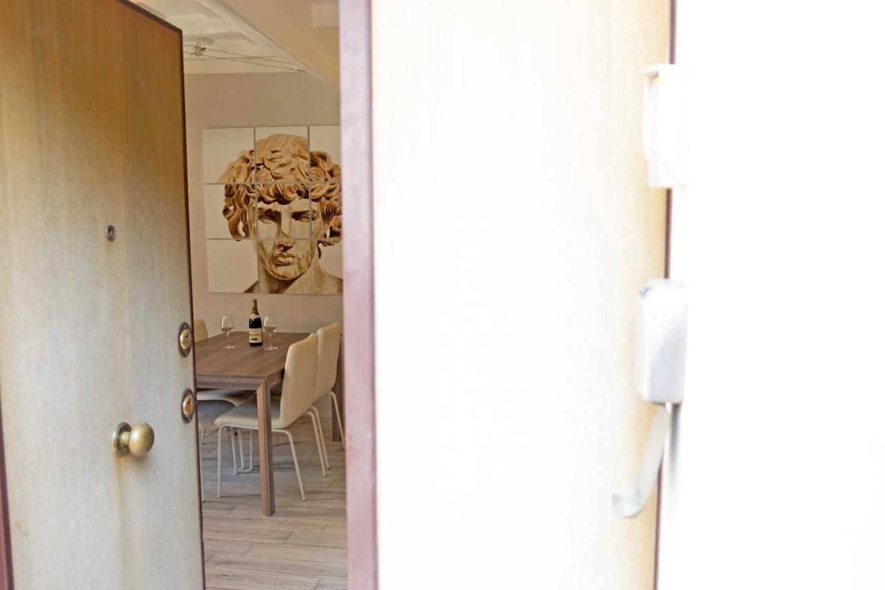 Casa Indipendente A Trastevere ローマ エクステリア 写真