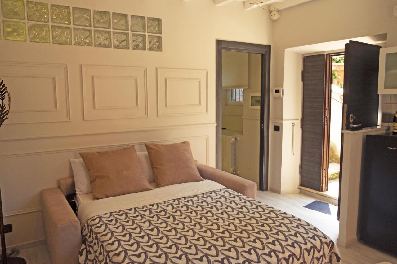 Casa Indipendente A Trastevere ローマ エクステリア 写真
