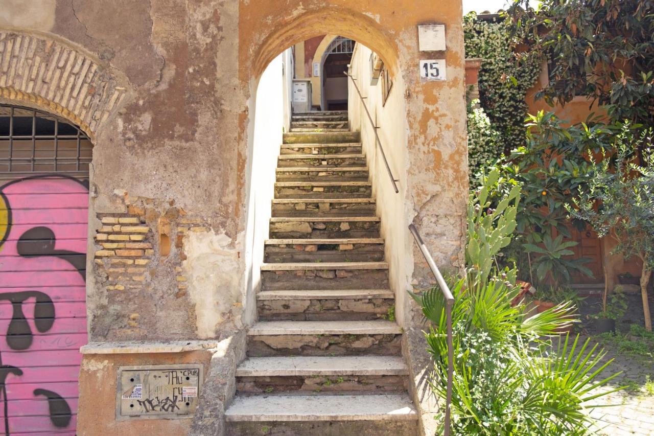 Casa Indipendente A Trastevere ローマ エクステリア 写真