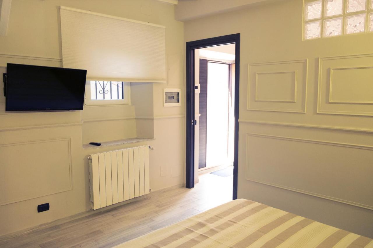 Casa Indipendente A Trastevere ローマ エクステリア 写真